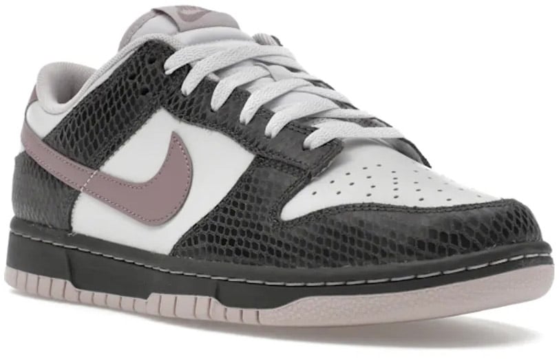 Nike Nike Dunk Low SE Medium Ash Violet Snakeskin Taupe