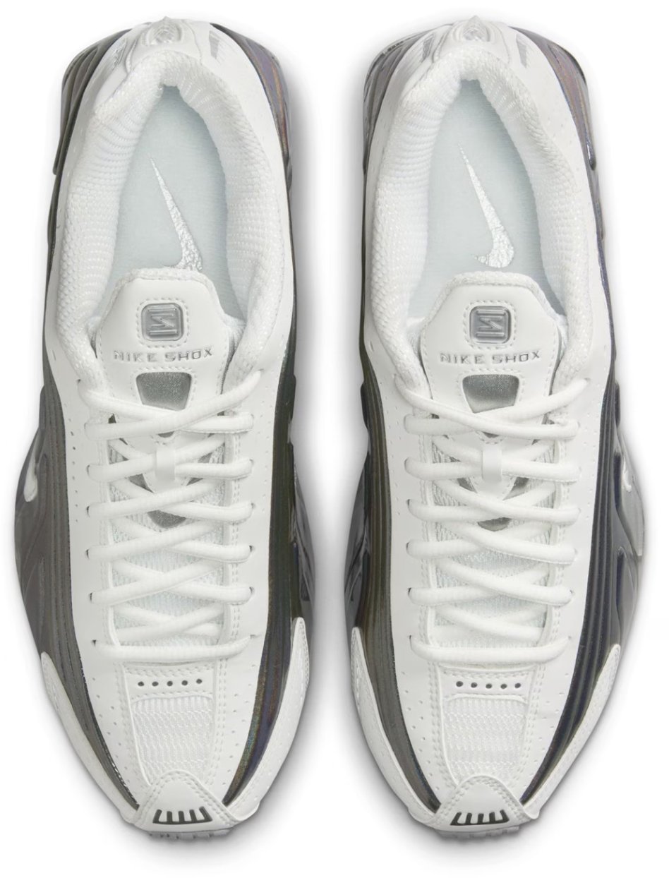 Nike Shox R4 Iridescent Sneakers Divers
