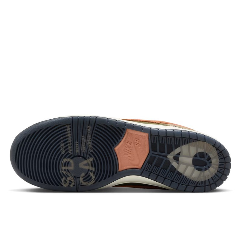 Nike Nike SB Dunk Low Arts-Rec Divers