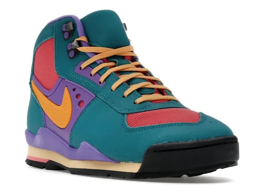 Nike Baltoro Bright Spruce Kumquat Zwart