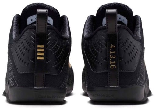 Nike Nike Kobe 11 Elite Low Protro Fade to Black Zwart