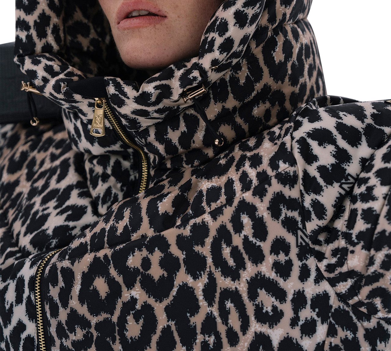 Nikkie Newport Leopard Ski Jas Wit