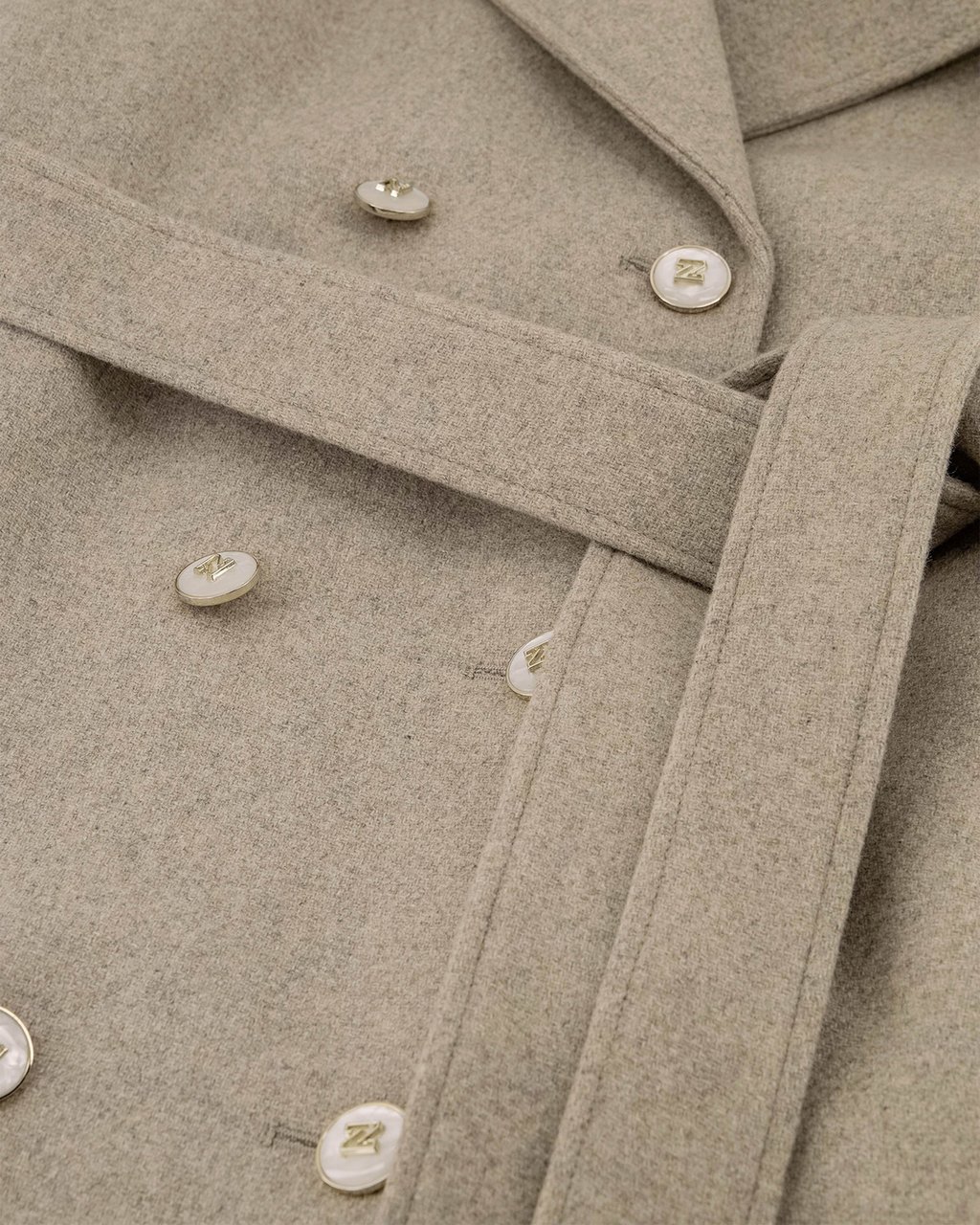 Nikkie Lucknow Jas Beige