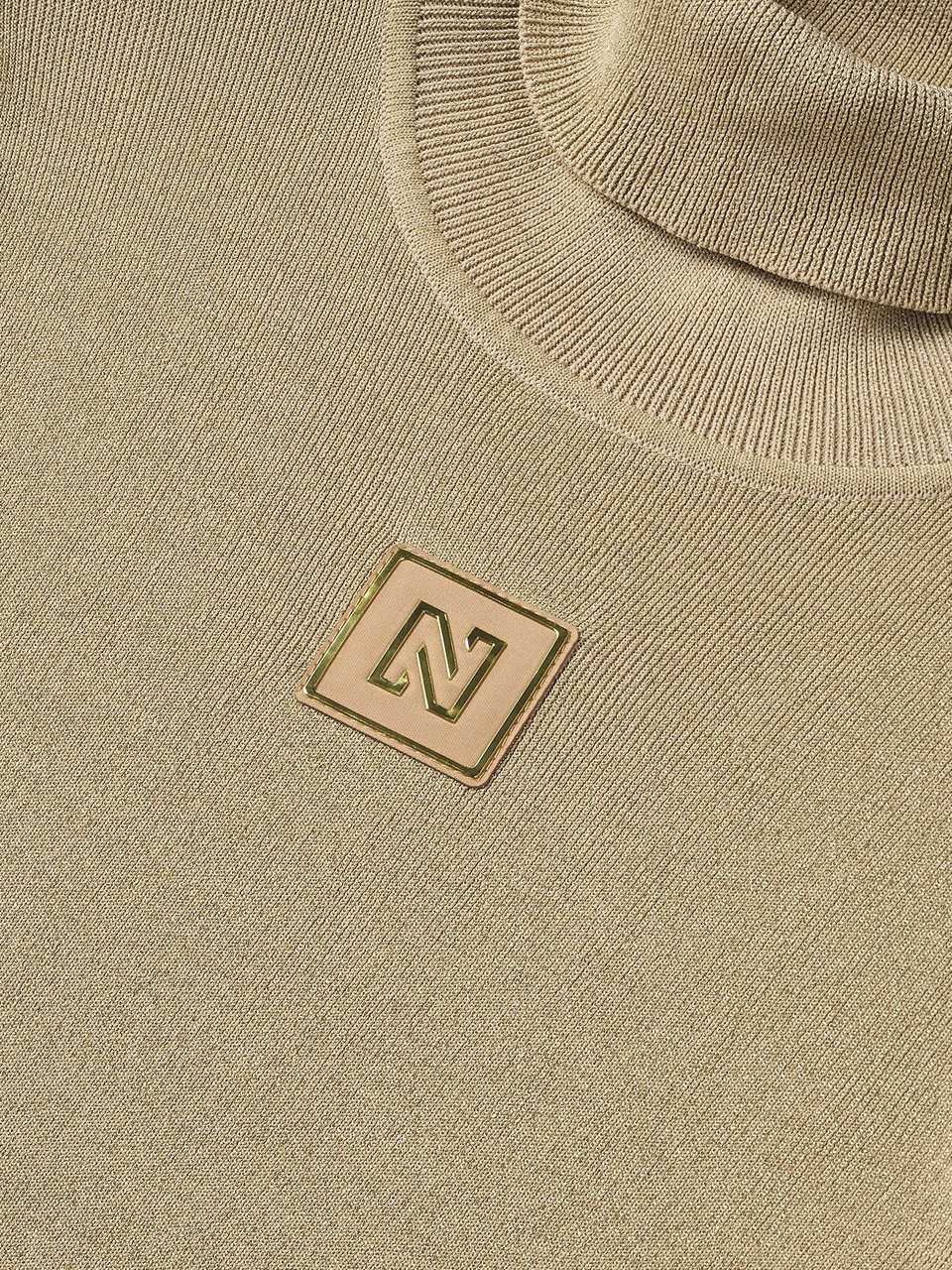 Nikkie Noroton Shiny T-shirt Goud