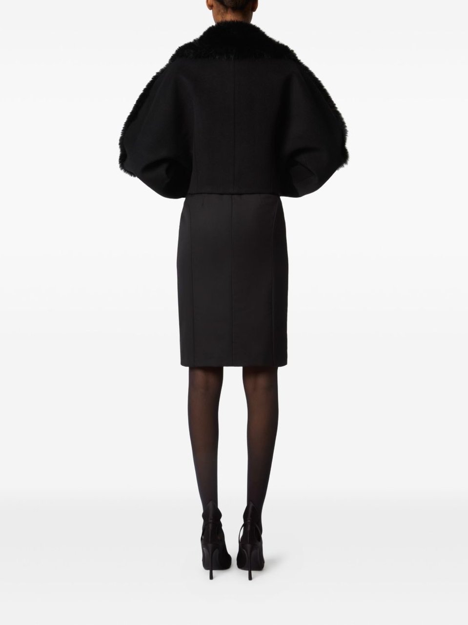 Nina Ricci Cropped Black Jacket Zwart