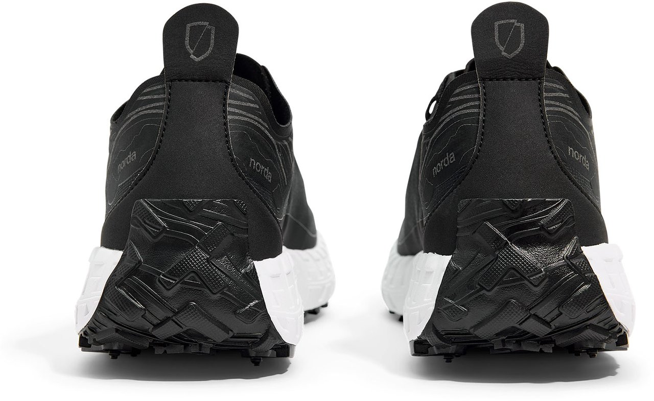 Norda Sneakers Core Black Zwart