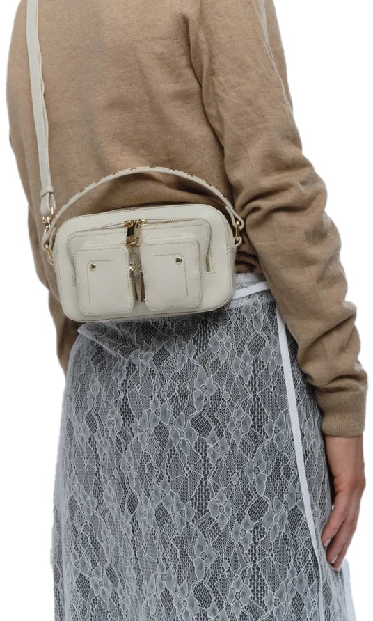 Nunoo Helena Florence Tas Grijs