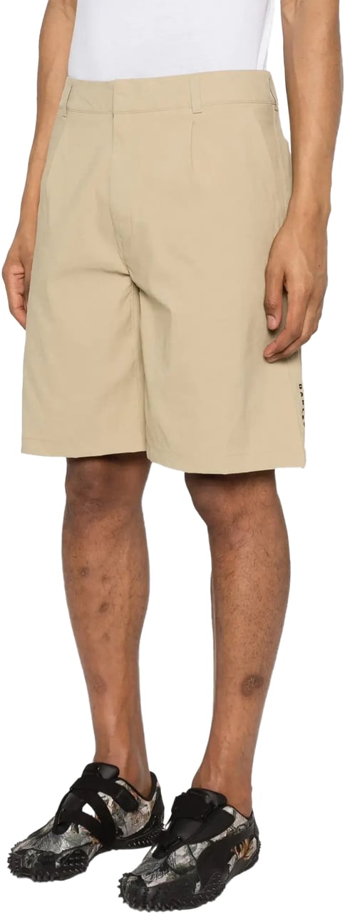 Oakley Take Pro Pleat Short Pebble Divers