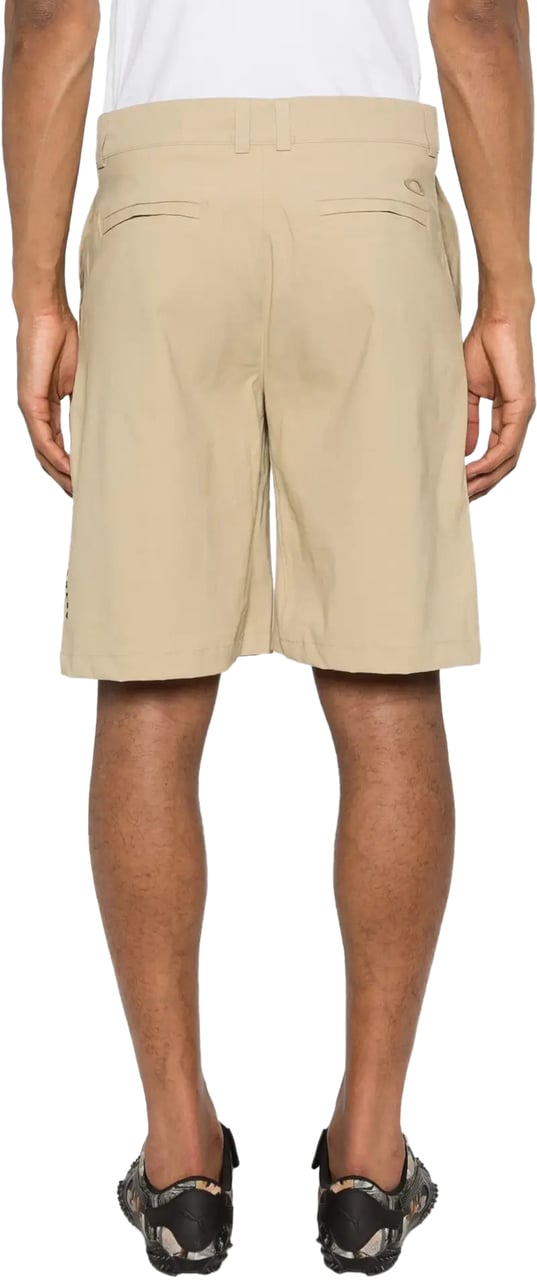 Oakley Take Pro Pleat Short Pebble Divers