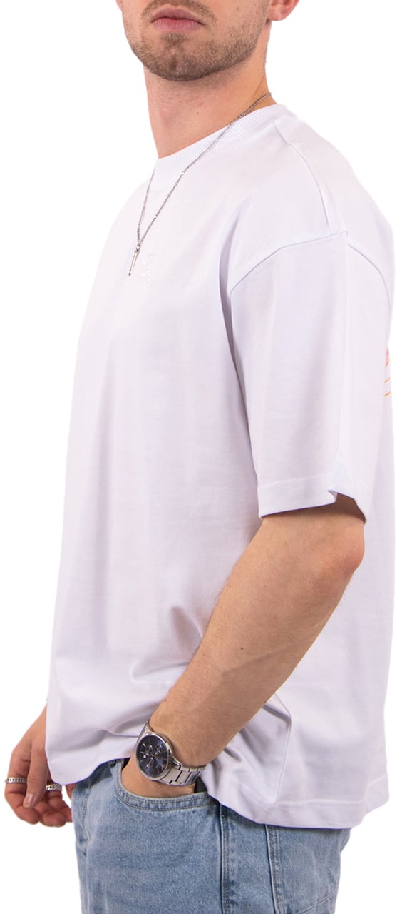 OFF THE PITCH Corsage Loose Fit Tee Wit
