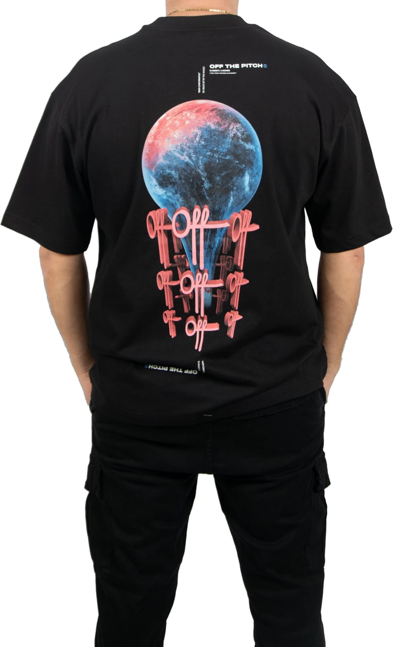 OFF THE PITCH OFF THE PITCH World Loose Fit Tee Zwart