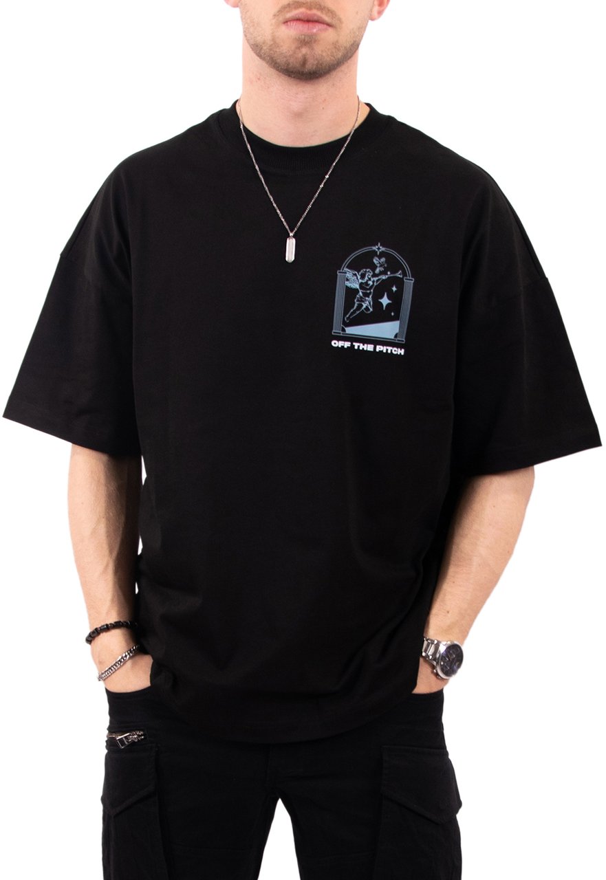 OFF THE PITCH Passage Oversized Fit Tee Zwart