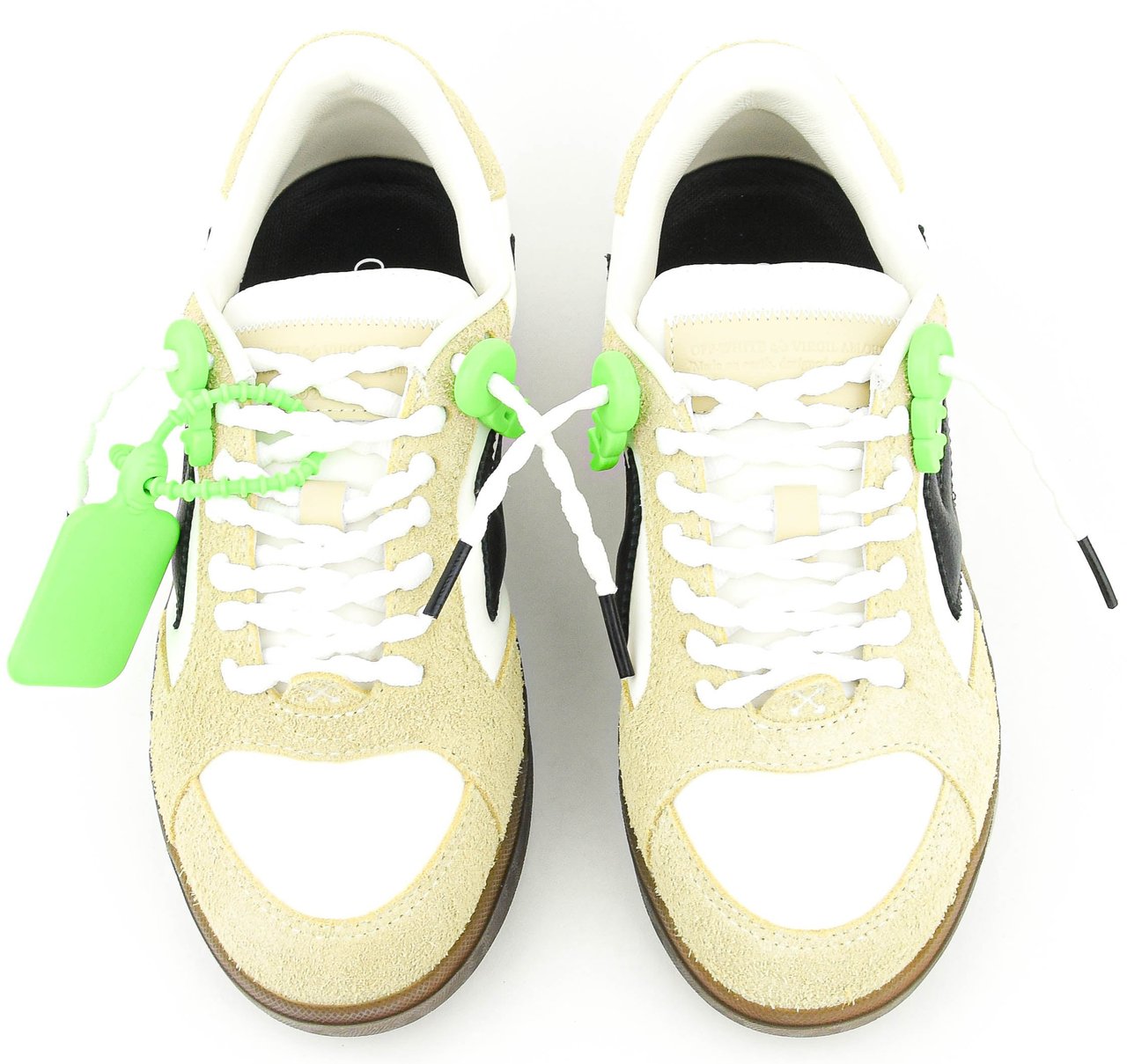 OFF-WHITE Off White End Of Play White/beige Wit