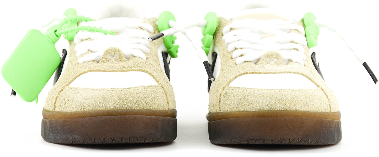 OFF-WHITE Off White End Of Play White/beige Wit