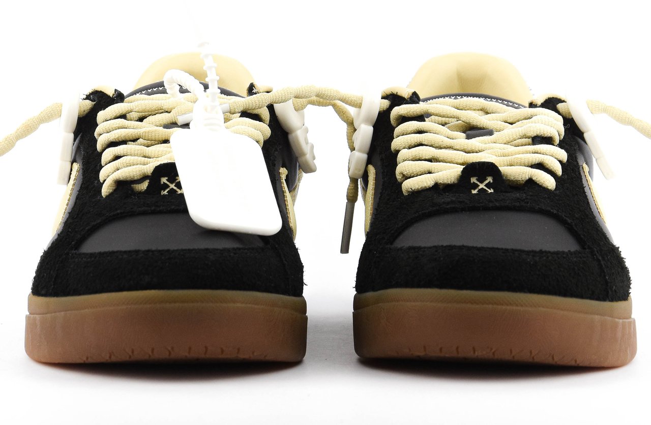 OFF-WHITE Off White End Of Play Black Beige Zwart
