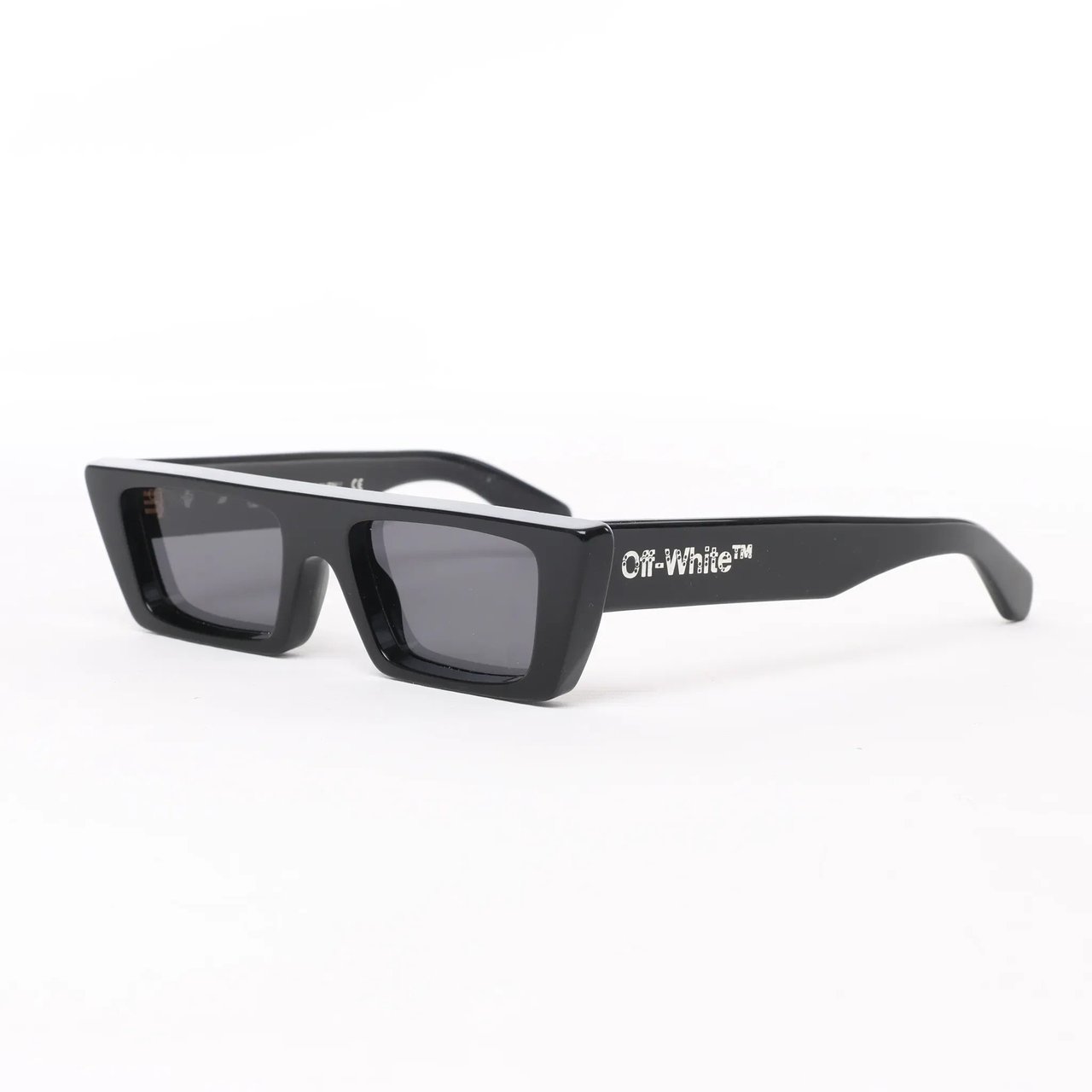 OFF-WHITE Off White Manchester Sunglasses in Black OERI010 Zwart