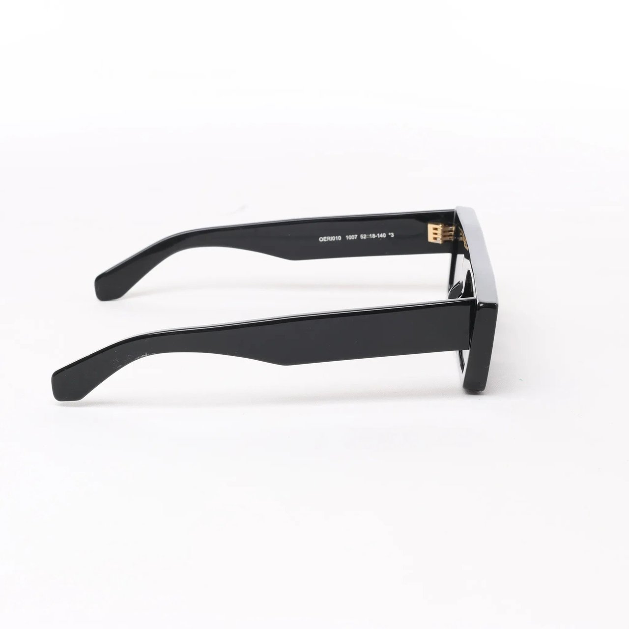 OFF-WHITE Off White Manchester Sunglasses in Black OERI010 Zwart