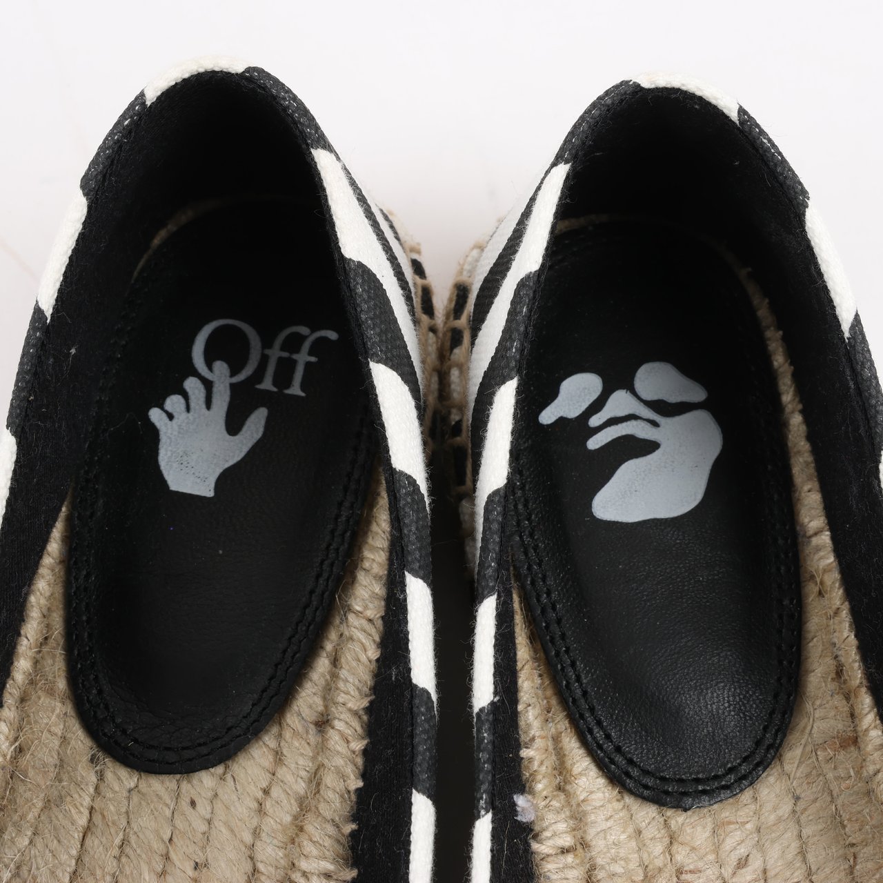 OFF-WHITE OFF-WHITE Stripes Flat Espadrillas in Black and White Diagonals, Size 37 EU Zwart