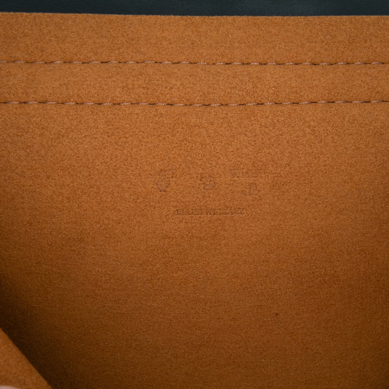 OFF-WHITE Leather Nail Clutch Zwart