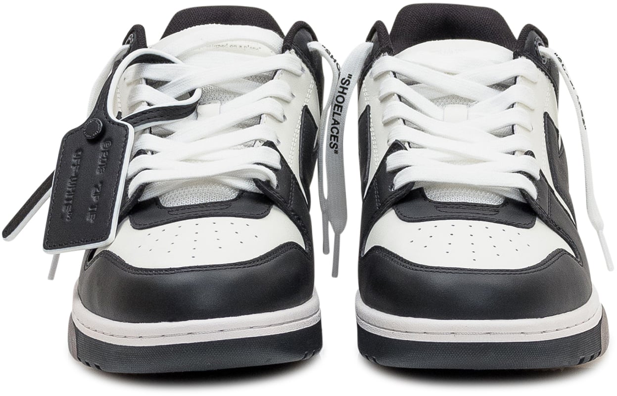 OFF-WHITE Off-White Sneakers Low Vulcanized in Pelle e Tessuto Zwart