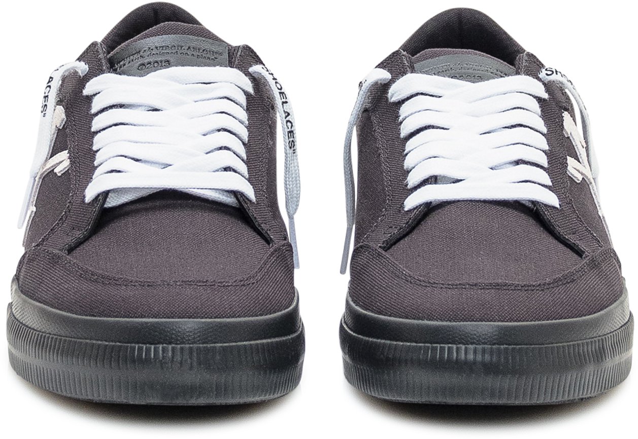 OFF-WHITE Sneakers Off-White Low Arrow Zwart