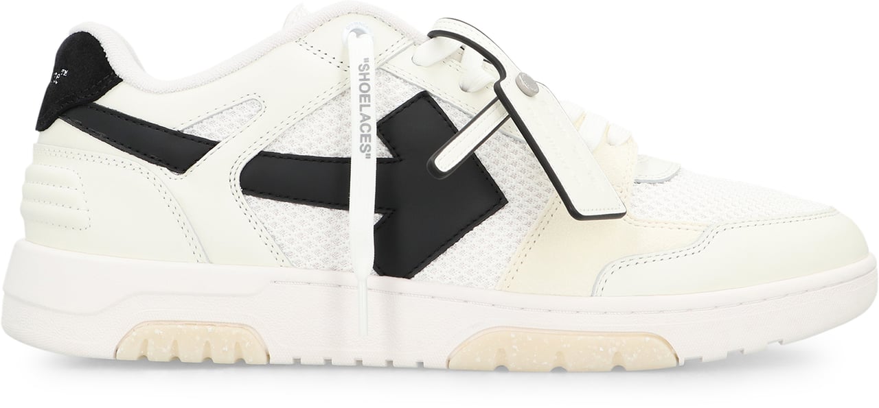 OFF-WHITE Scarpe sneakers basse Fuori sede Wit
