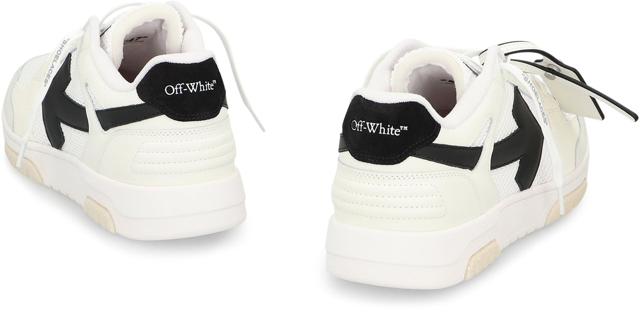 OFF-WHITE Scarpe sneakers basse Fuori sede Wit