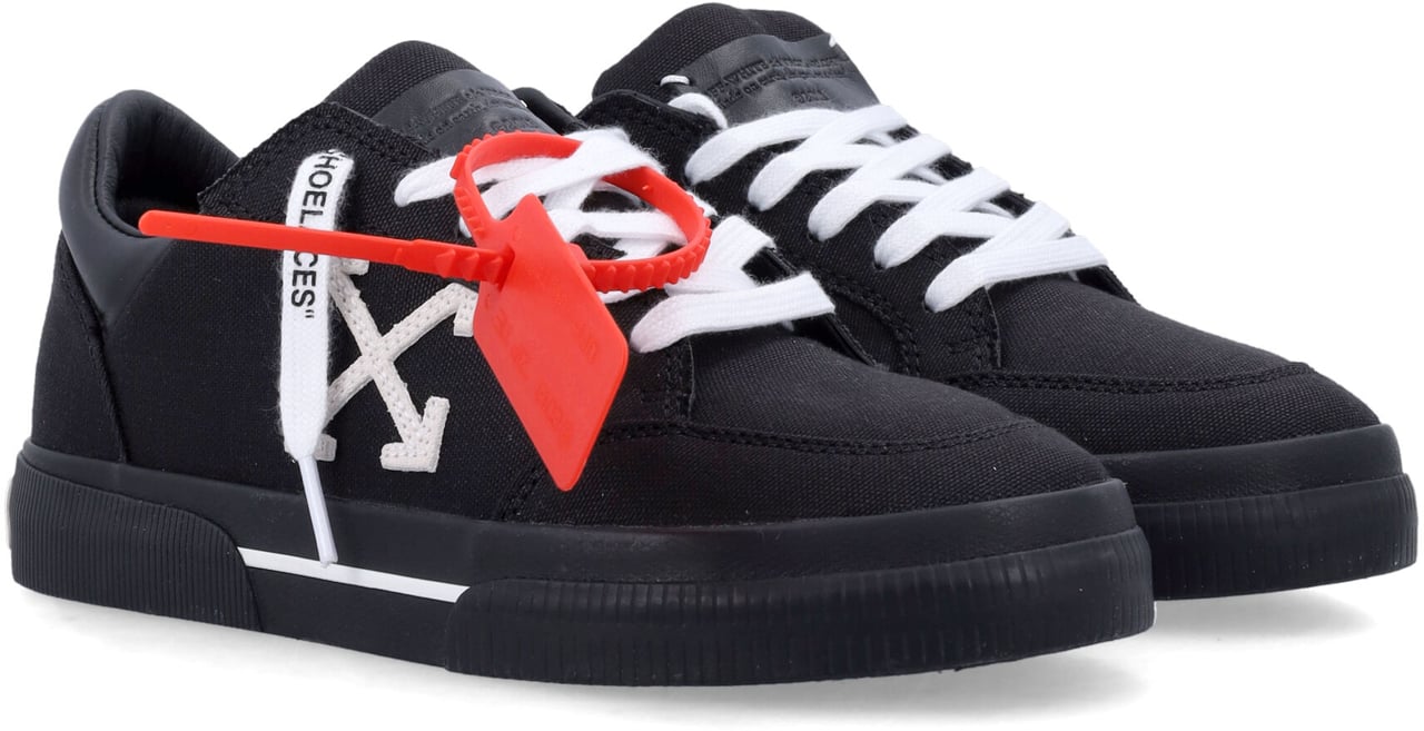 OFF-WHITE Vulc Low Nero Zwart