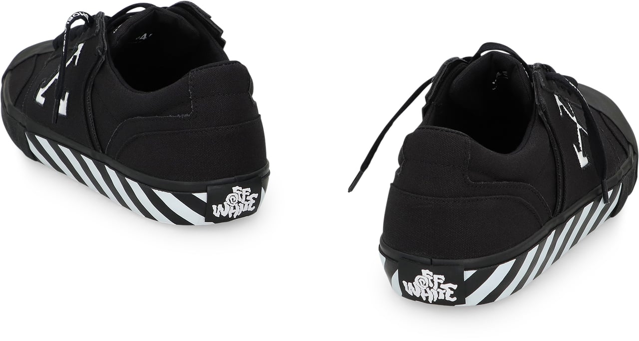 OFF-WHITE Sneakers low-top Vulc Undercut Zwart