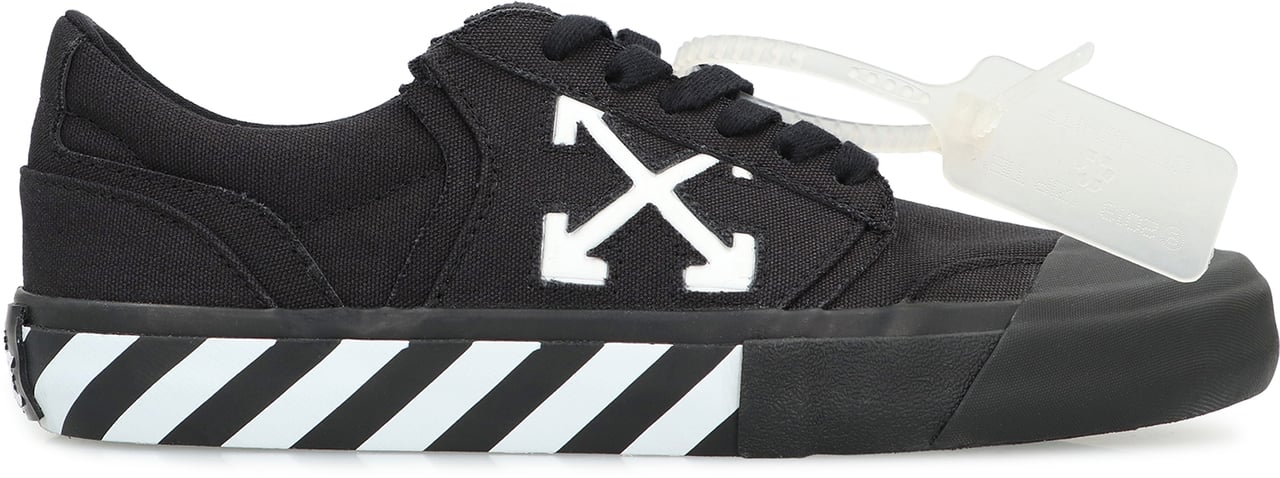 OFF-WHITE Sneakers low-top Vulcanized Undercut Zwart