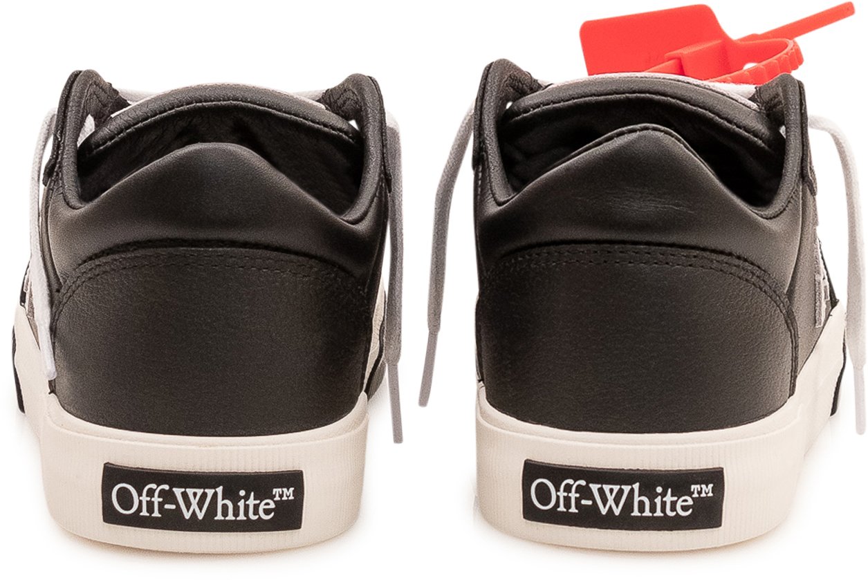 OFF-WHITE Sneaker Vulc Low Zwart