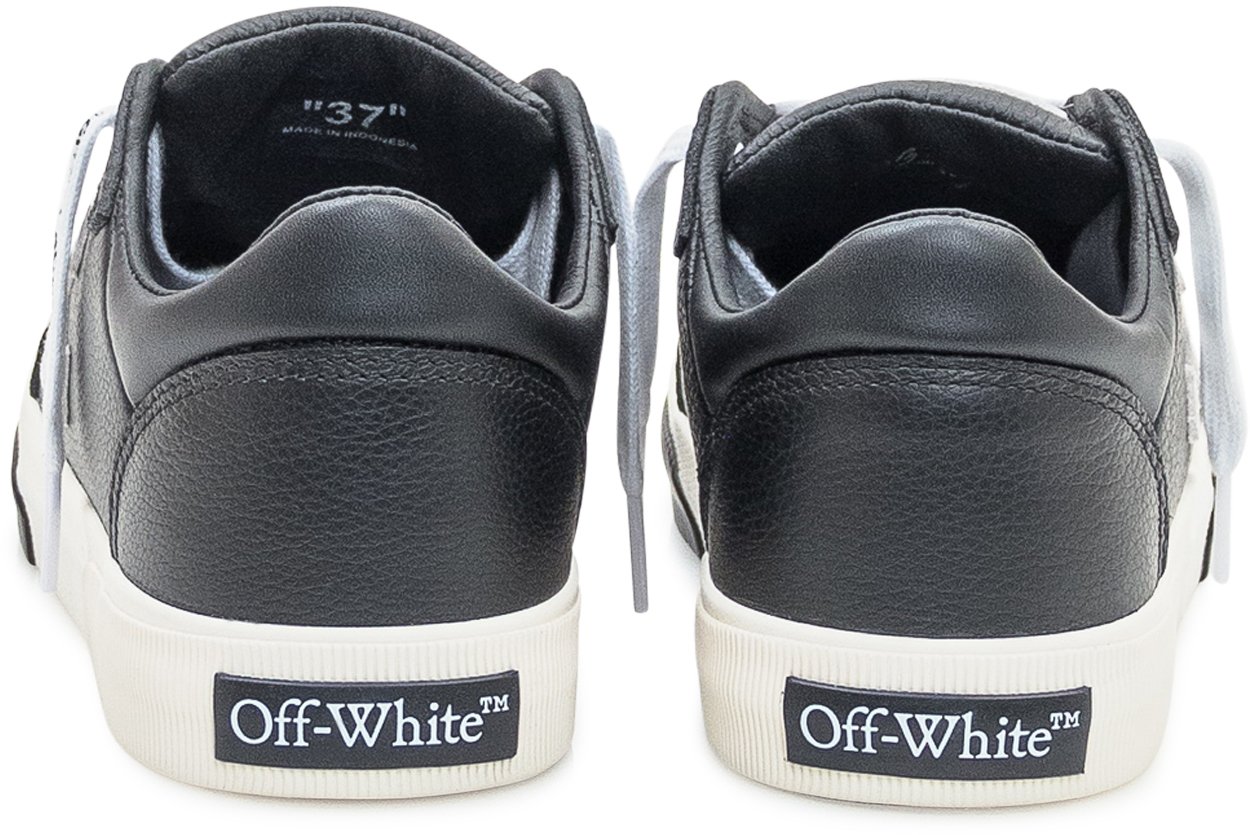 OFF-WHITE Sneakers Off-White Low Arrow Zwart