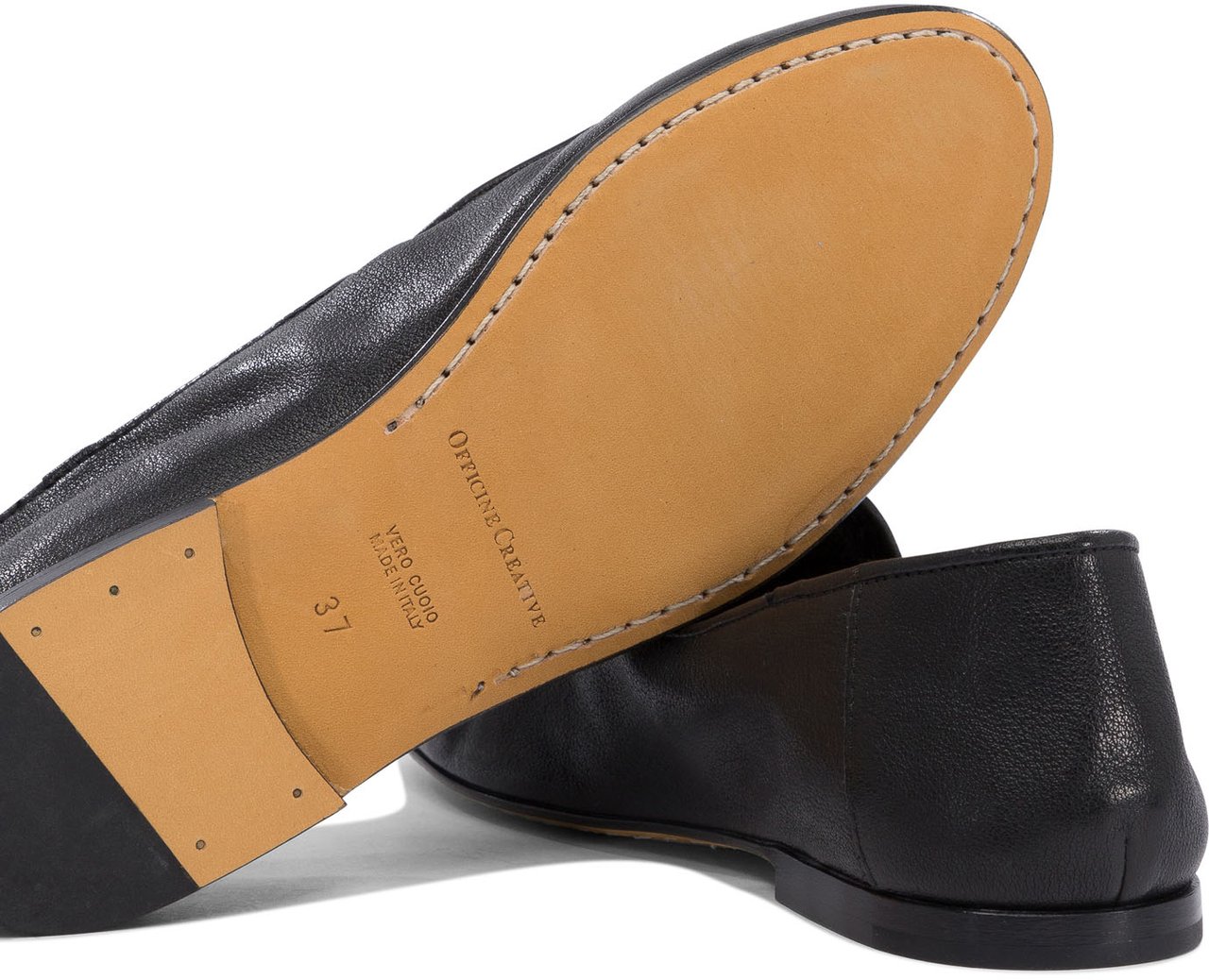 Officine Generale "Blair" loafers Zwart