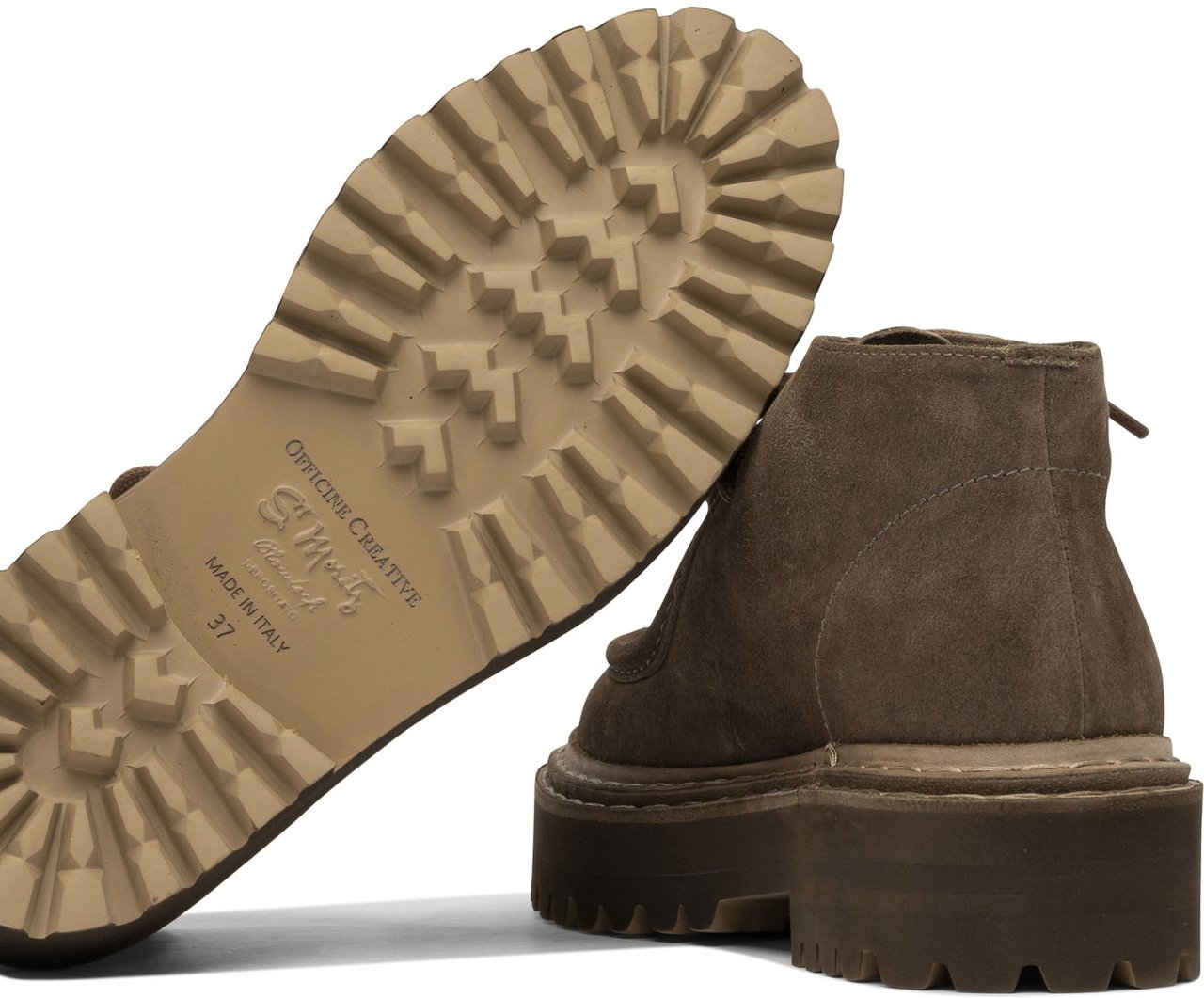 Officine Generale "Blossom 002 Chukka" Ankle boots Beige