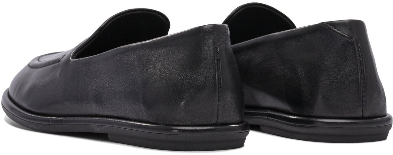 Officine Generale "Mienne 101" loafers Zwart