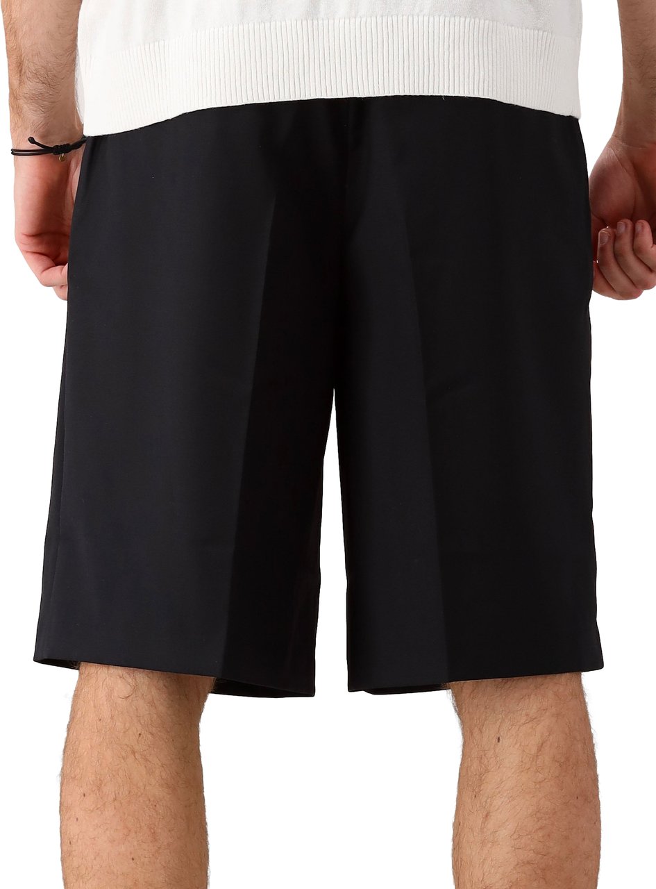 ØLÅF Olaf Korte Broek Zwart Tropical Wool Blend Tailored Zwart