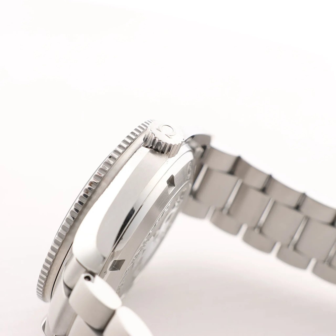 Omega Omega Seamaster Planet Ocean 2201.50 86065212 SS SS AT Black Dial Watch Zwart