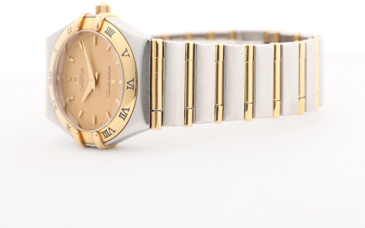 Omega Omega Constellation 1262.10.00 SS YG QZ Watch with Gold Dial Divers