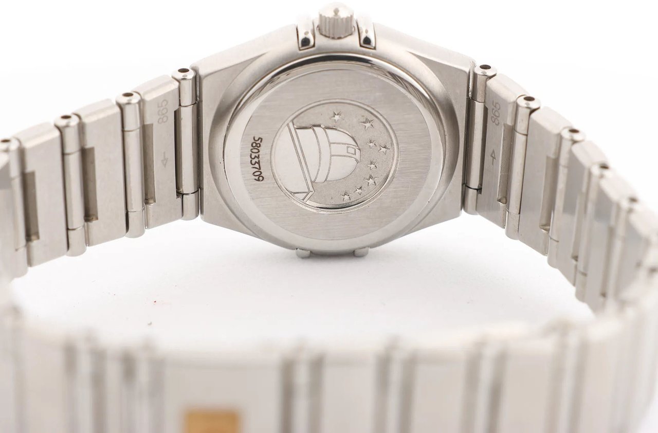 Omega Omega Constellation 1562.30.00 SS QZ Watch with White Dial Divers