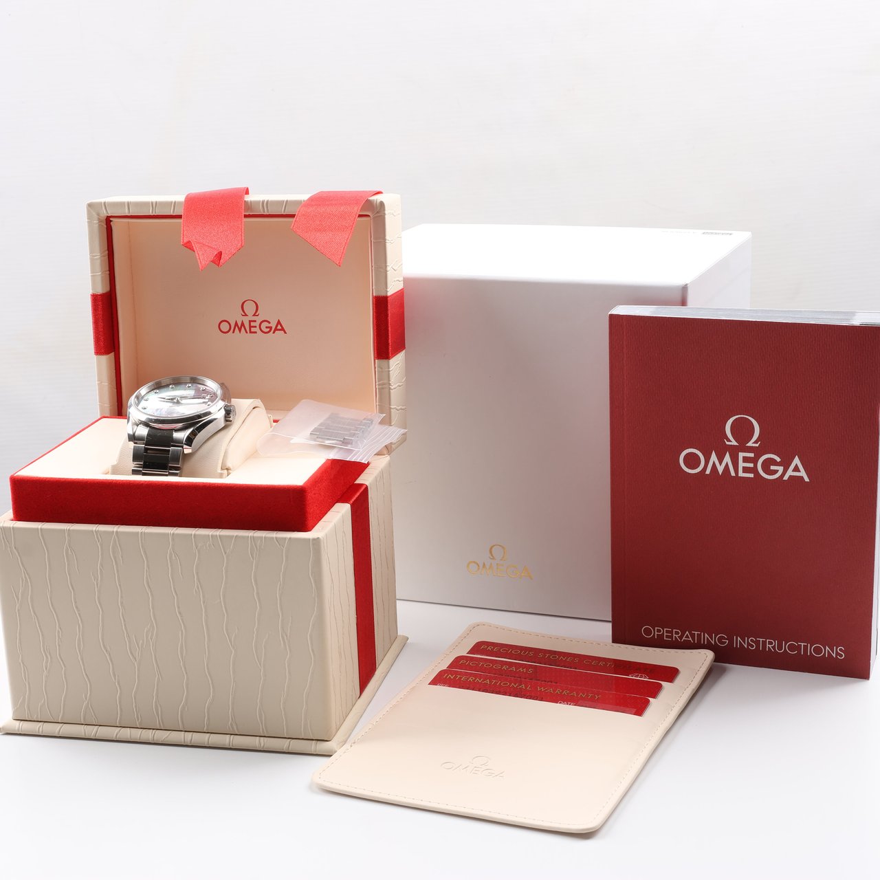Omega Omega Seamaster Aquaterra 231.10.39.21.57.001 87257832 SS AT Blue-Shell-Face Watch Blauw