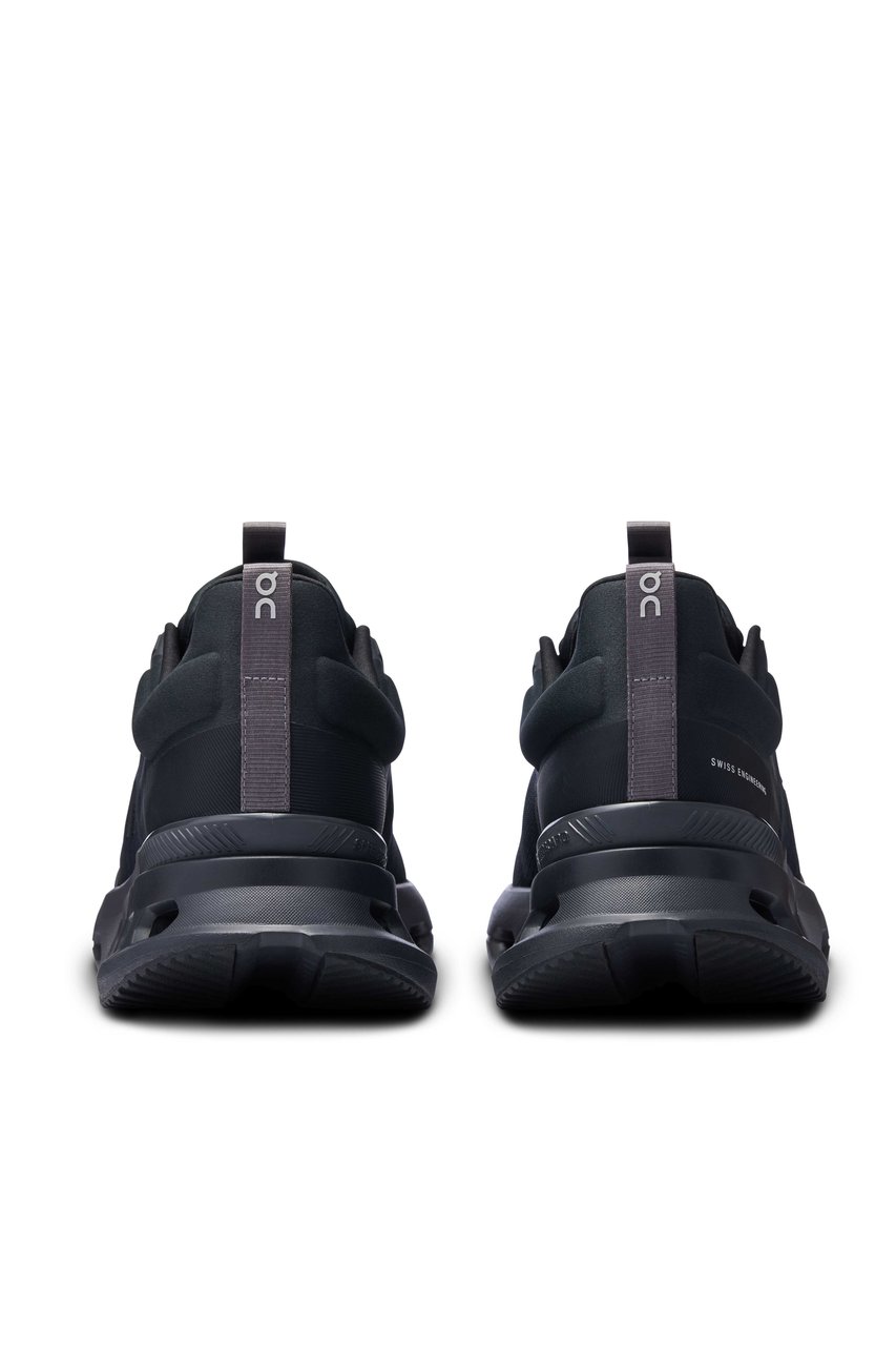 ON Cloudnova X Sneakers Zwart