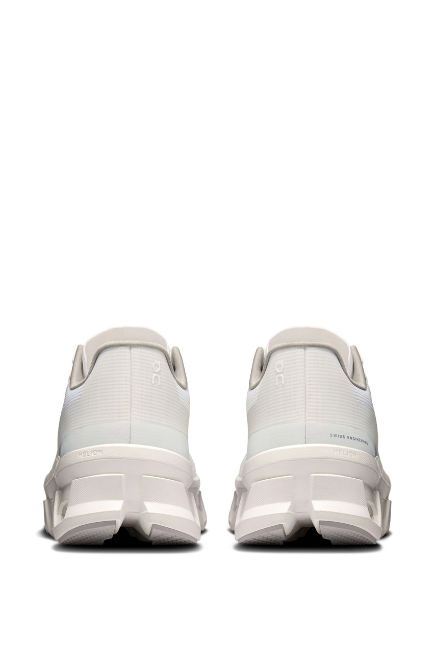 ON Cloudmster Void Sneakers Wit