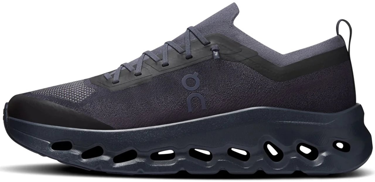 ON Black Cloudtilt Mo Breathable Mesh Running Sneakers Zwart