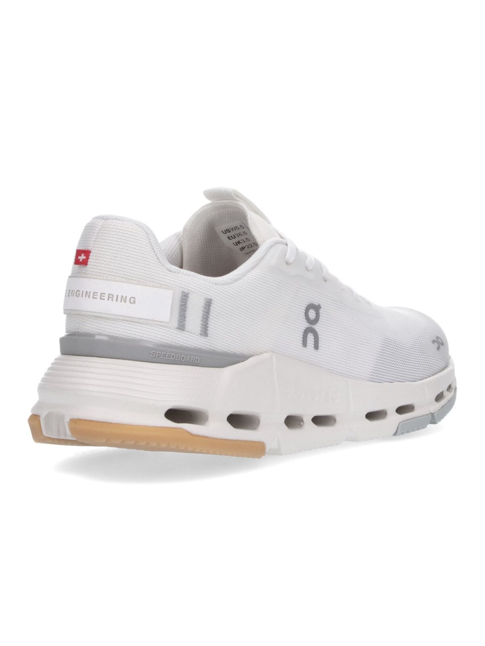 ON White Flexible Design Gum Sole Sneakers Wit
