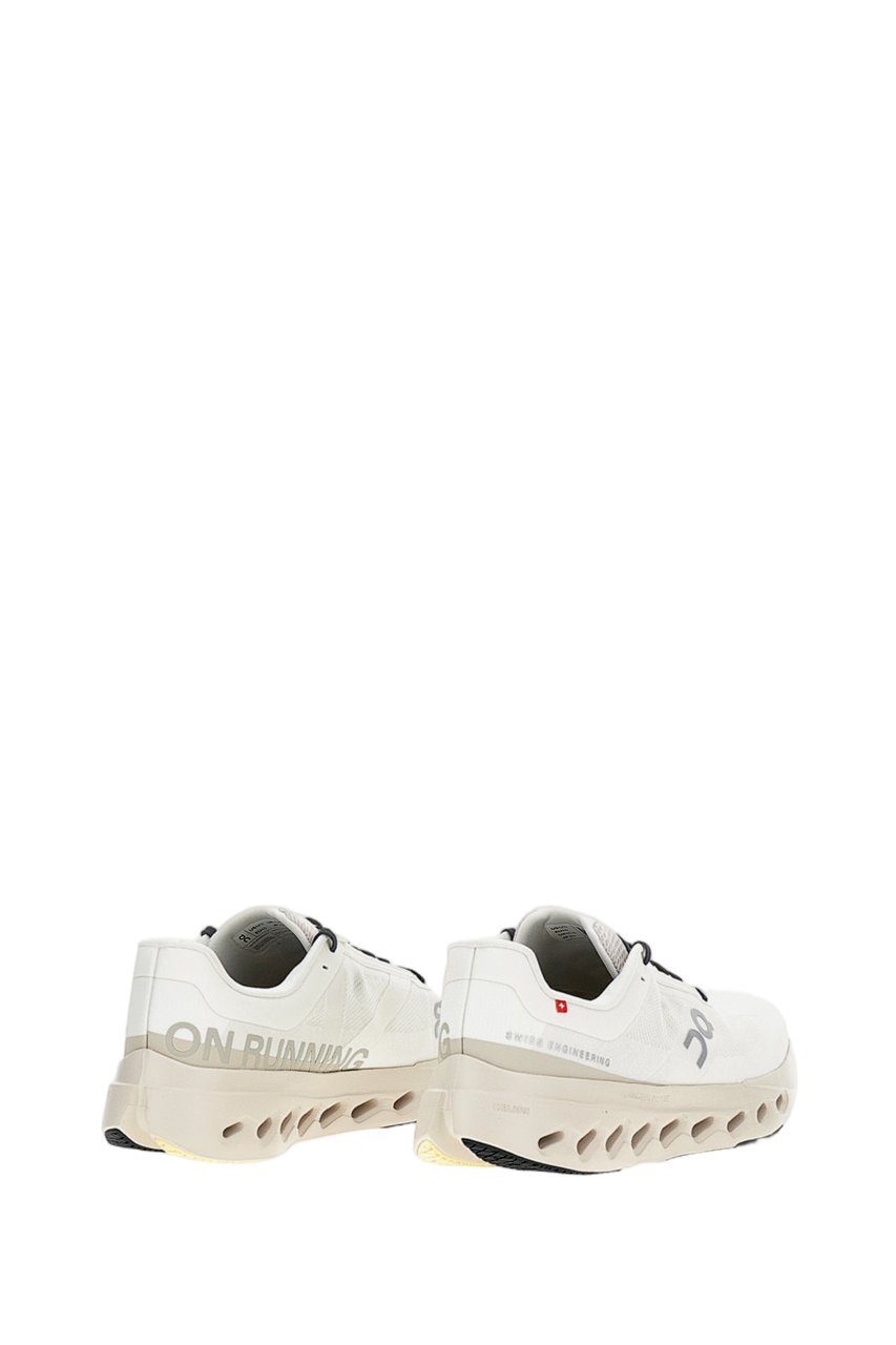 On Running Cloudsurfer Next Sneakers Grijs