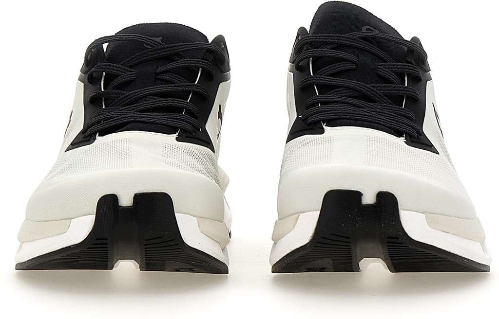On Running Sneakers White Wit