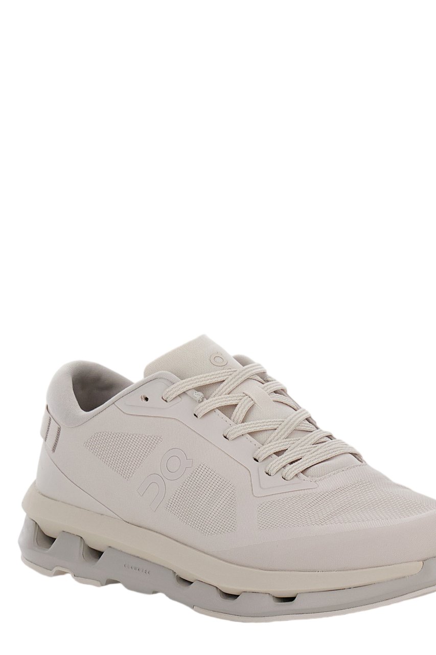 On Running Lightweight Mesh Sneakers with Dual-Layer CloudTec® Midsole Neutraal