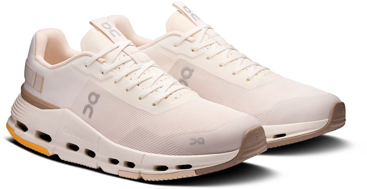 On Running Sneakers Ivory Desert Wit