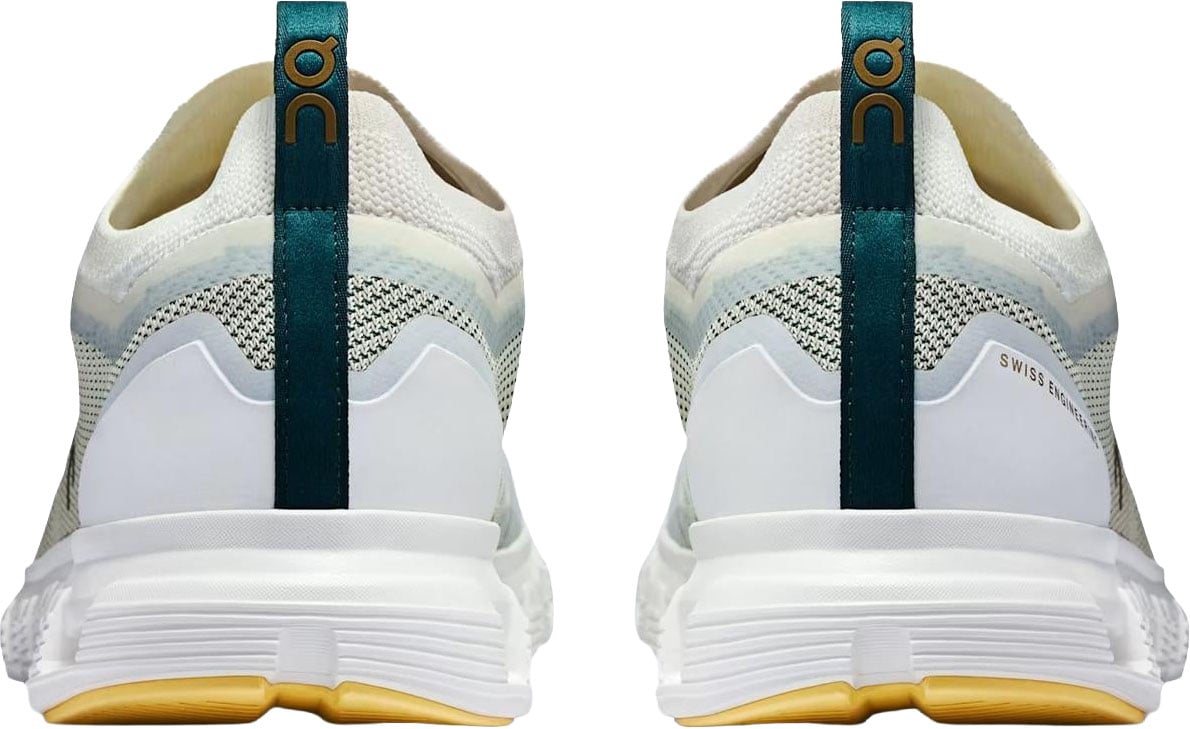 On Running On Dames Cloud 6 Versa sneakers Grijs