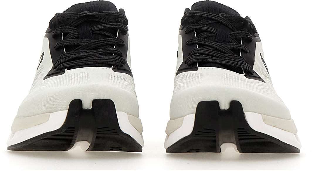 On Running Sneakers White Wit